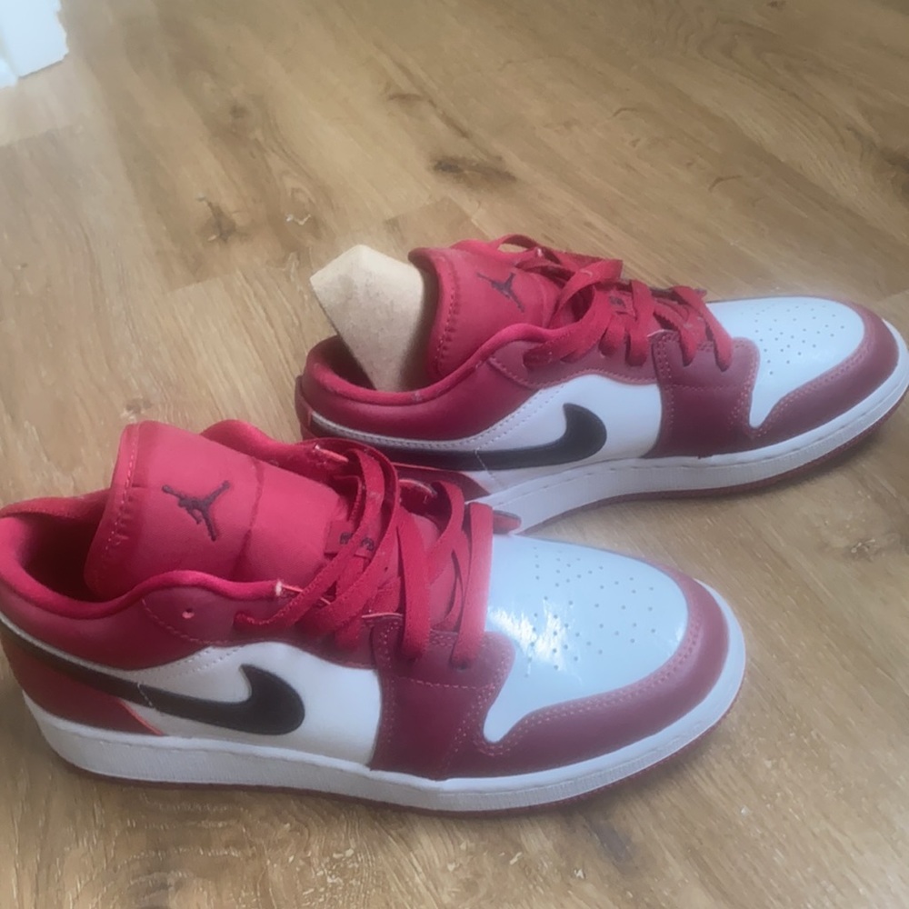 Nike shoes